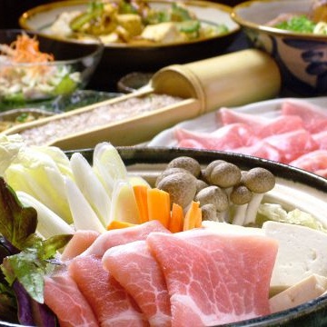 沖縄料理と泡盛 ぬちぐすい