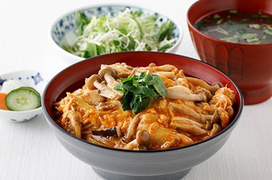 キノコの親子丼　1100円