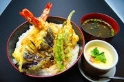 大海老天丼　1600円
