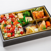 ばらちらし弁当 2400円