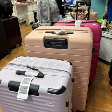 荷物預かり 浅草バウンス